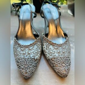 STUART WEITZMAN Silver Mesh Jeweled Pointed Buckle Women Heels Size 8